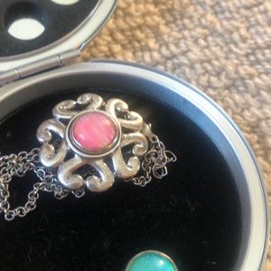 Chamilia necklace / interchangeable charms / case